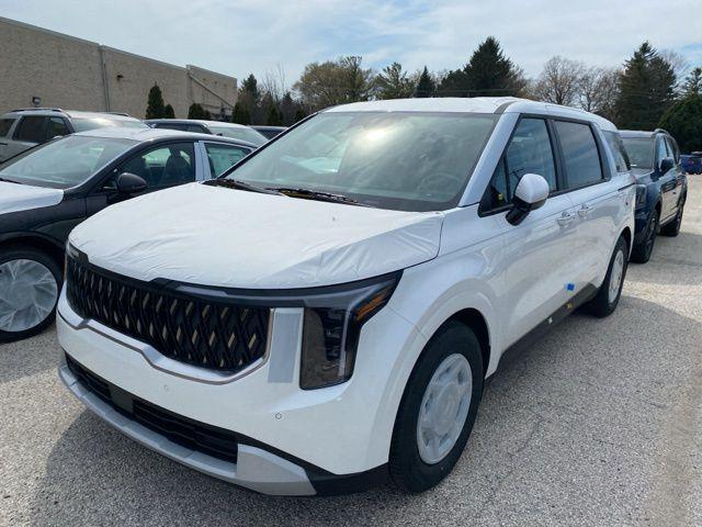 new 2025 Kia Carnival car, priced at $40,474