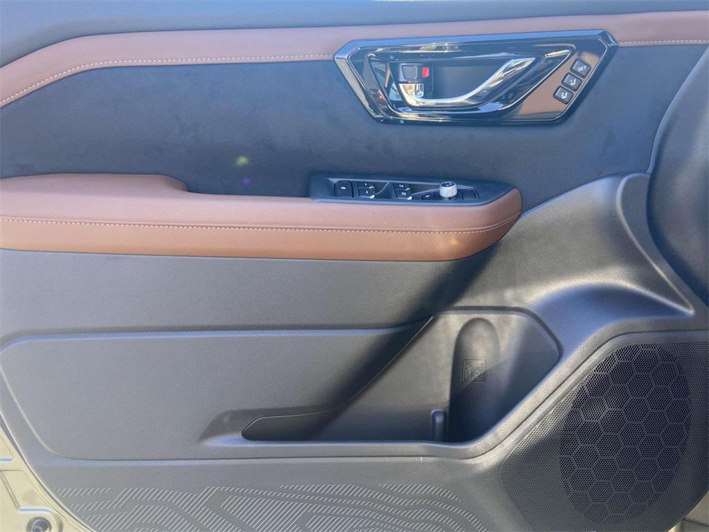 new 2025 Subaru Forester car, priced at $44,188