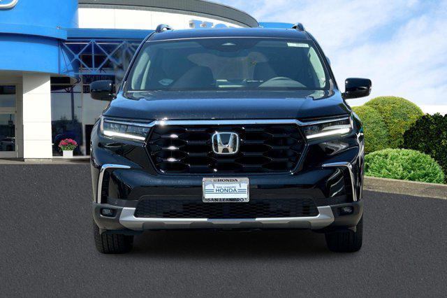 new 2025 Honda Pilot car, priced at $52,995