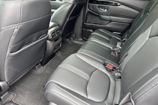 new 2025 Honda Pilot car, priced at $52,995