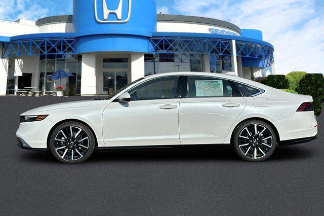 new 2025 Honda Accord Hybrid car