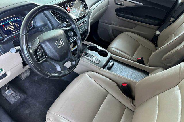 used 2022 Honda Pilot car, priced at $30,998