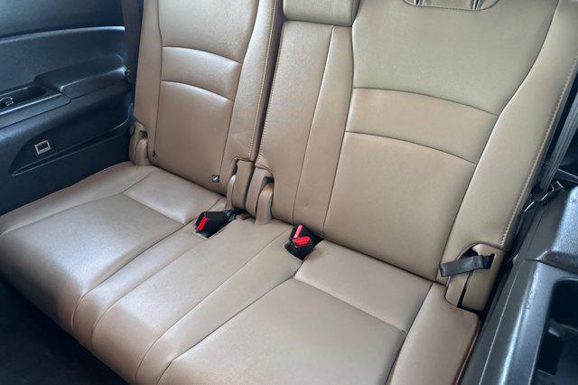 used 2022 Honda Pilot car, priced at $30,998