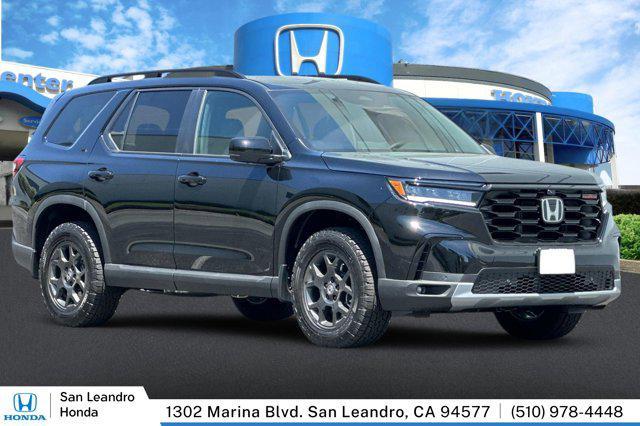 new 2025 Honda Pilot car, priced at $50,895