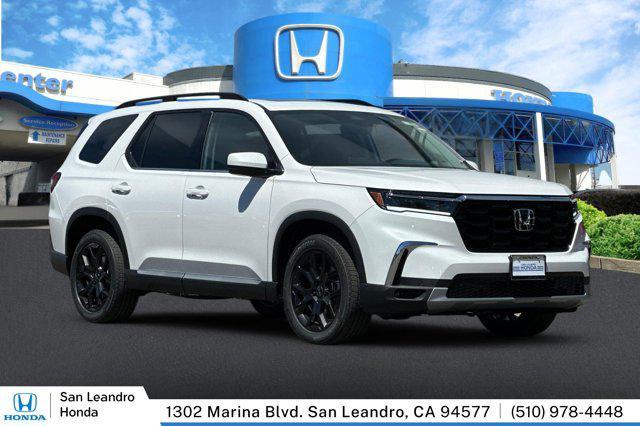 new 2025 Honda Pilot car, priced at $53,750