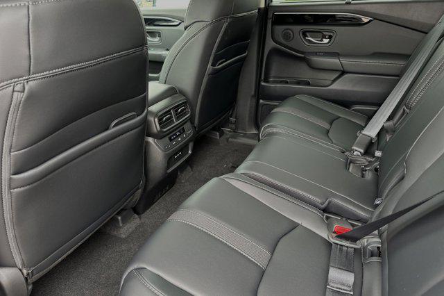 new 2025 Honda Pilot car, priced at $52,280