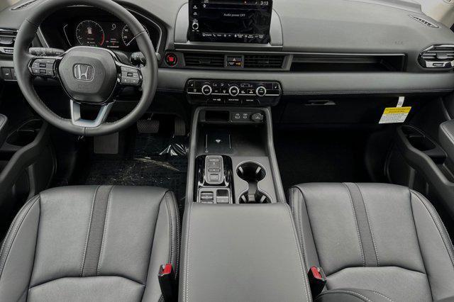 new 2025 Honda Pilot car, priced at $52,280
