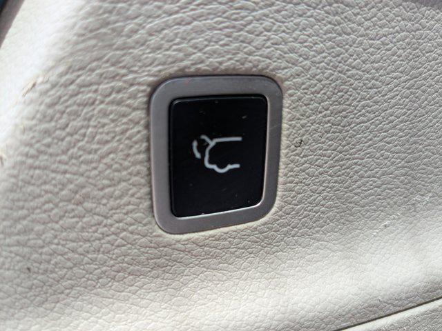 used 2020 Chrysler Pacifica car, priced at $18,991