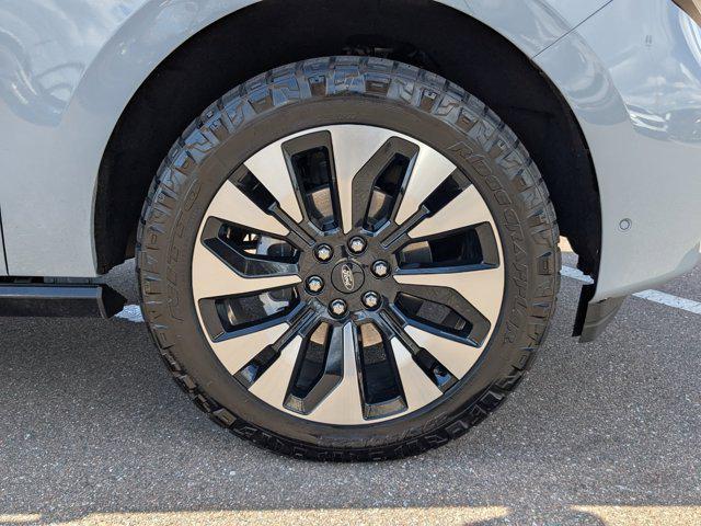 used 2025 Ford Expedition car, priced at $72,851