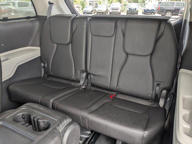 used 2022 Kia Carnival car, priced at $22,456