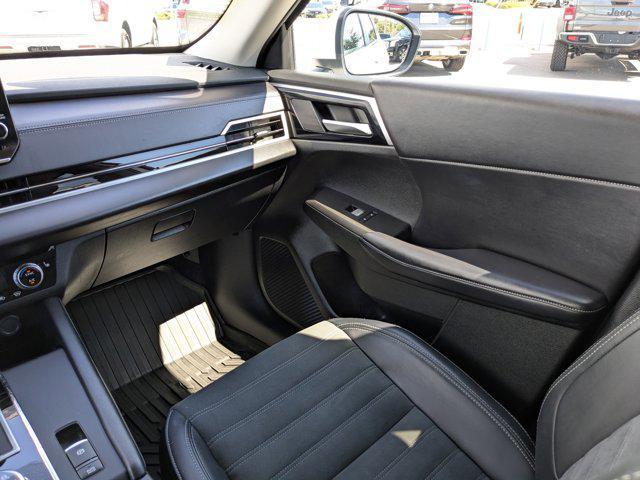 used 2024 Mitsubishi Outlander car, priced at $23,532