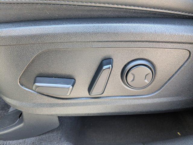 used 2023 Kia Sorento car, priced at $27,594