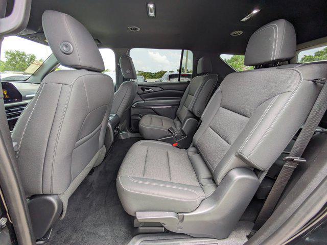 used 2024 Chevrolet Traverse car, priced at $36,593