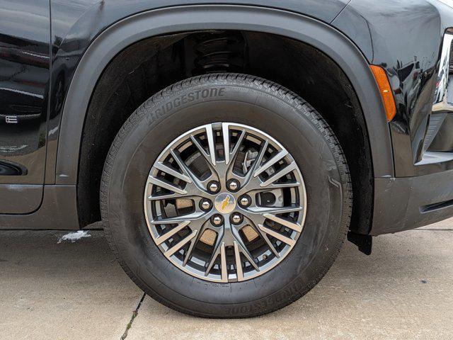 used 2024 Chevrolet Traverse car, priced at $36,593