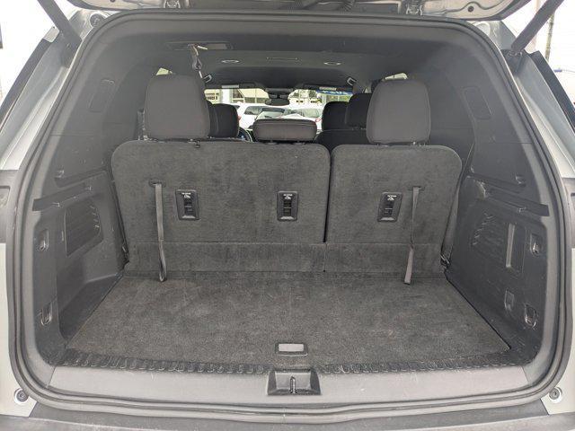 used 2024 Chevrolet Traverse car, priced at $35,975