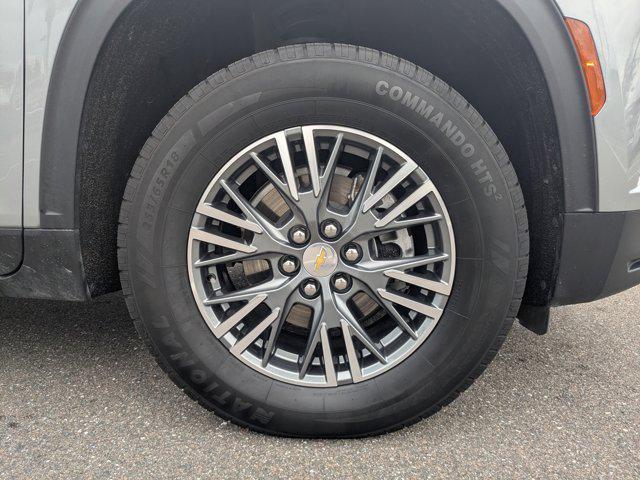 used 2024 Chevrolet Traverse car, priced at $35,975