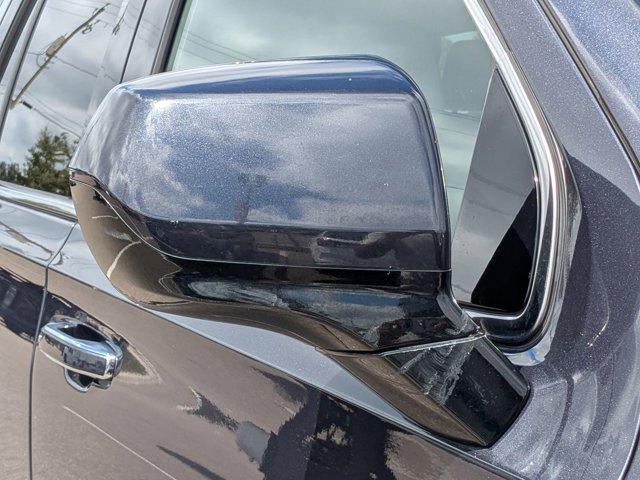 used 2023 GMC Yukon car, priced at $47,282
