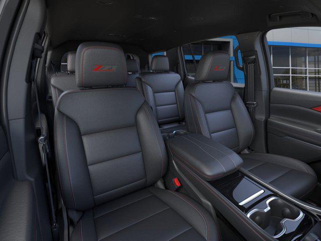 new 2025 Chevrolet Traverse car, priced at $54,105