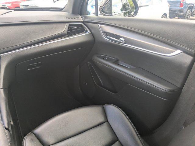 used 2024 Cadillac XT6 car, priced at $36,982