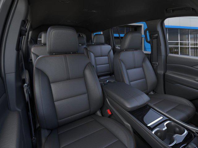 new 2026 Chevrolet Traverse car, priced at $58,014