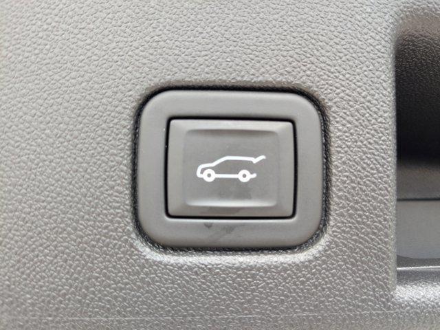 used 2024 Chevrolet Equinox car, priced at $25,253