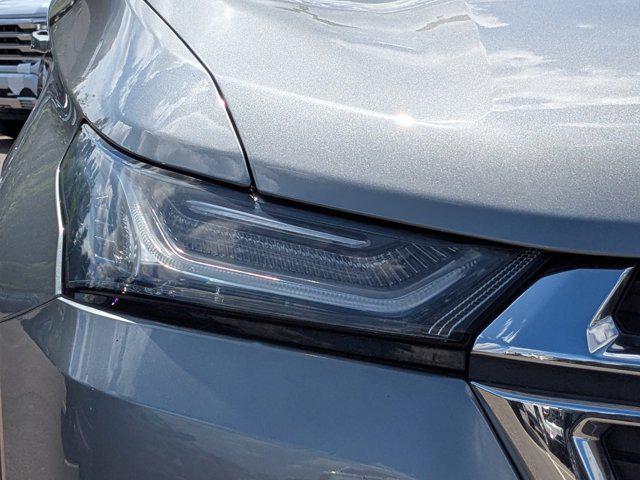 used 2023 Chevrolet Traverse car, priced at $28,574