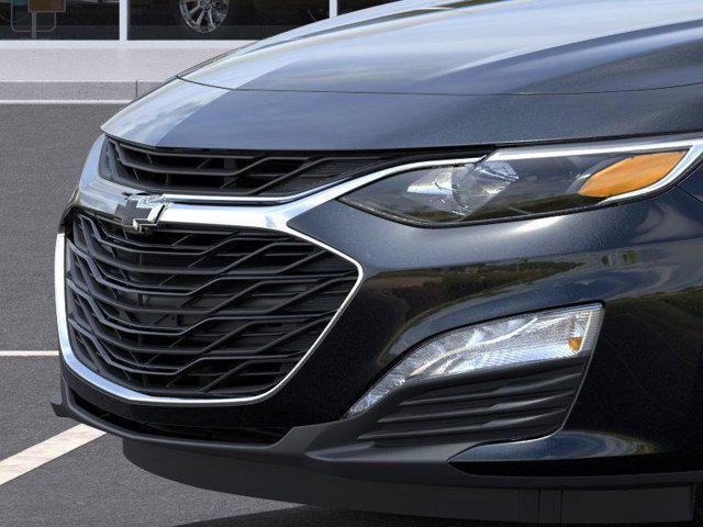 new 2025 Chevrolet Malibu car, priced at $30,610