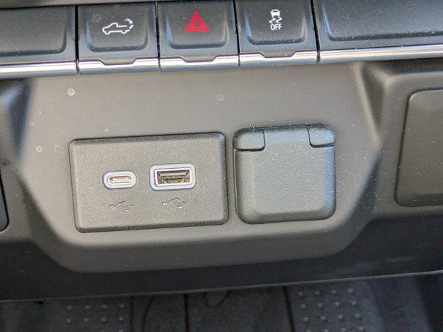 used 2021 Chevrolet Silverado 1500 car, priced at $31,151
