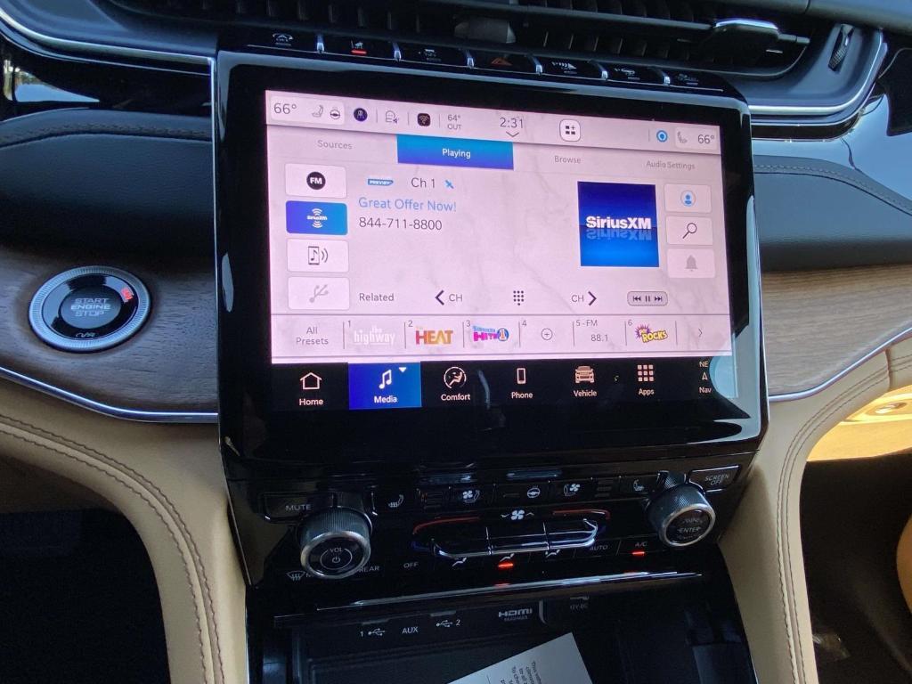 new 2025 Jeep Grand Cherokee car, priced at $62,767