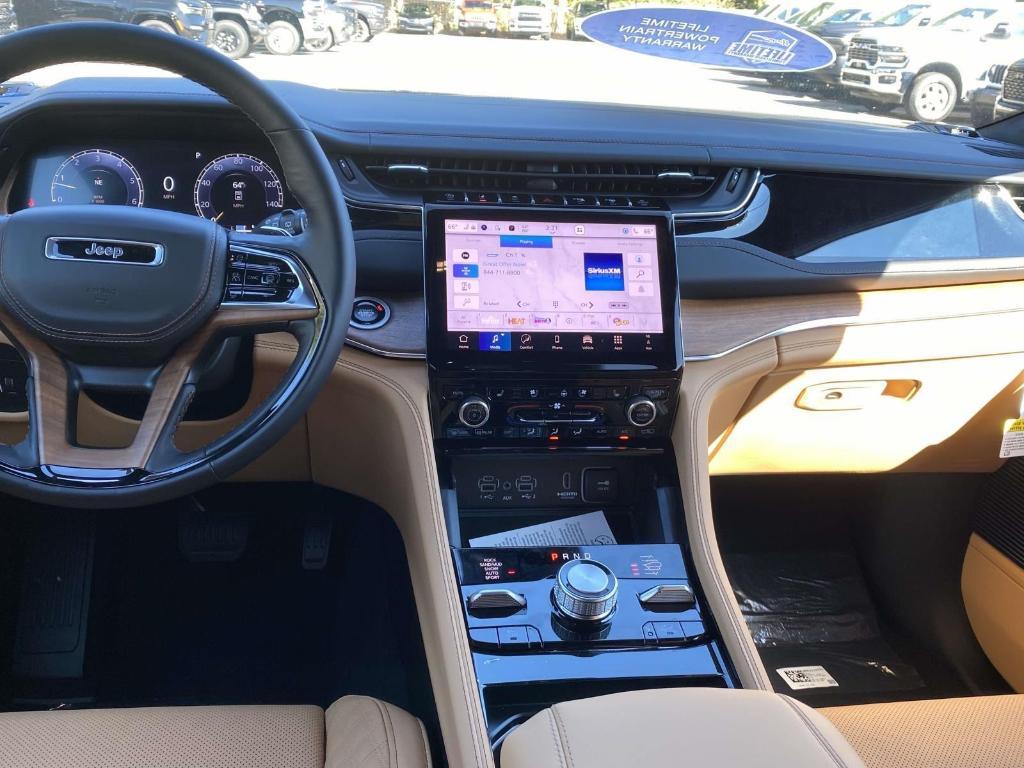new 2025 Jeep Grand Cherokee car, priced at $62,767