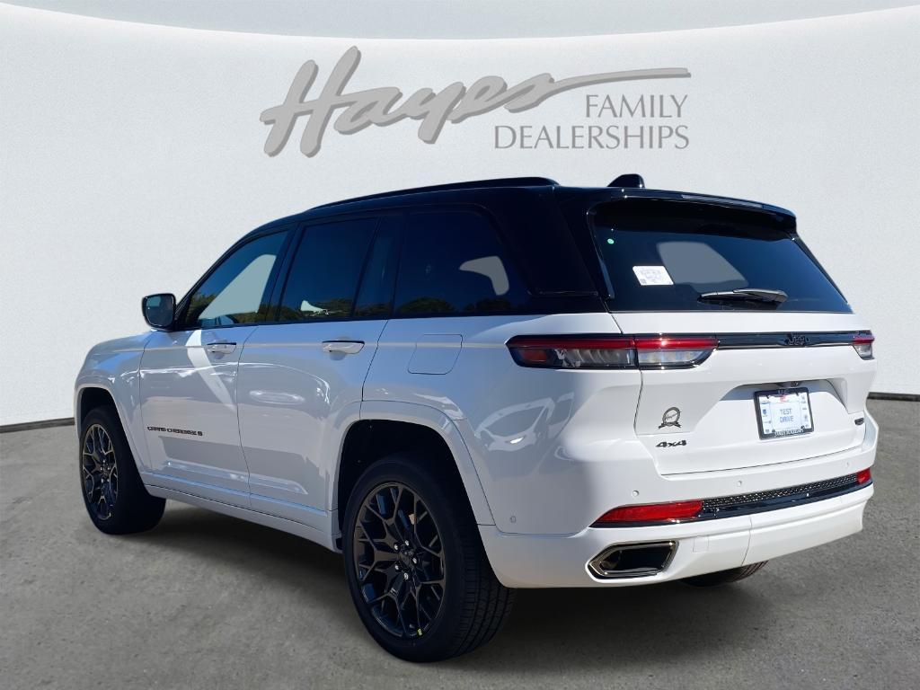 new 2025 Jeep Grand Cherokee car, priced at $61,858