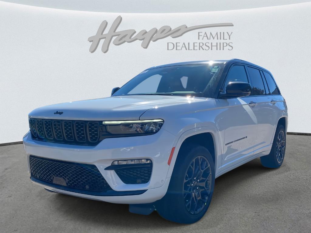 new 2025 Jeep Grand Cherokee car, priced at $61,858