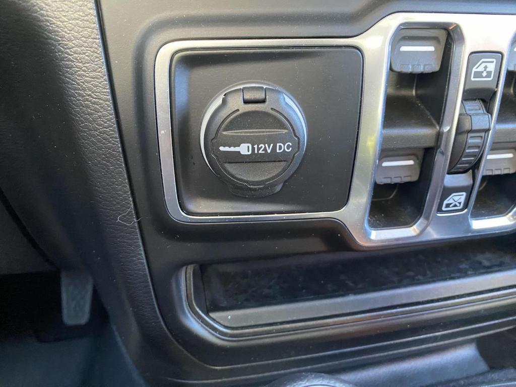used 2021 Jeep Wrangler Unlimited car, priced at $29,099