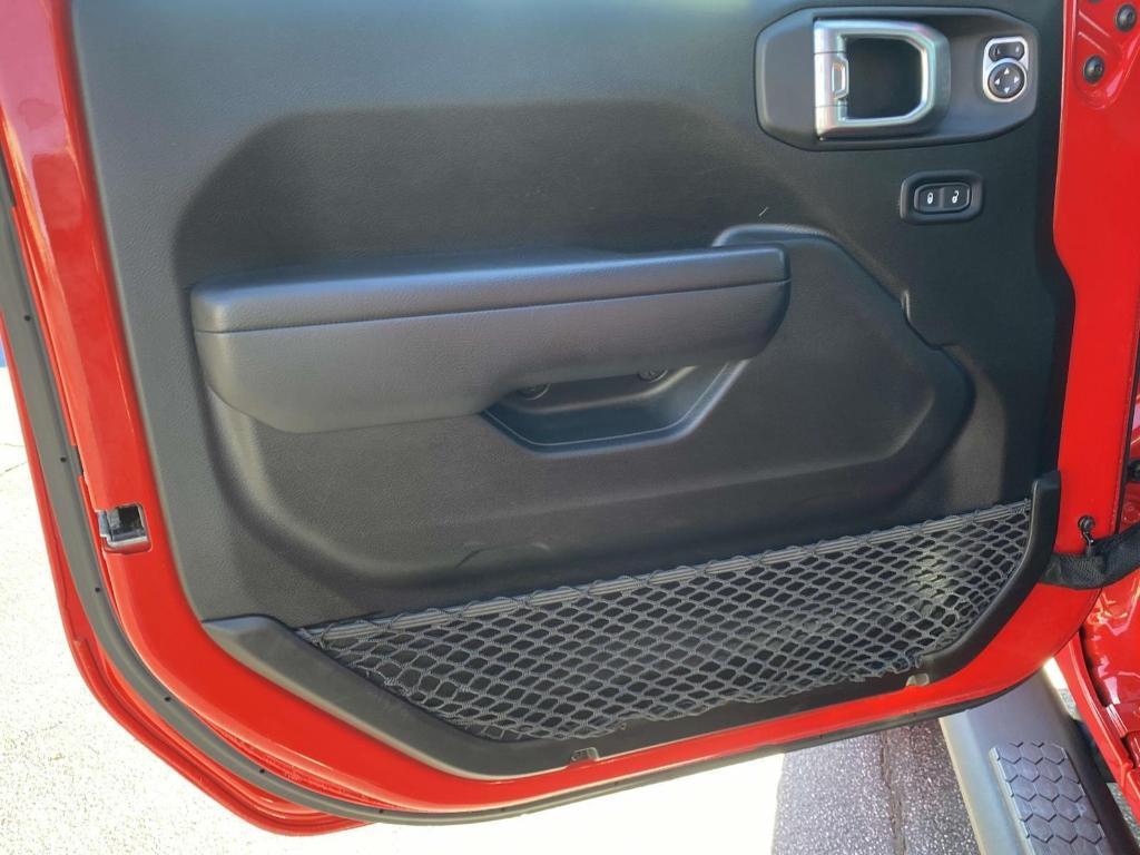 used 2021 Jeep Wrangler Unlimited car, priced at $29,099
