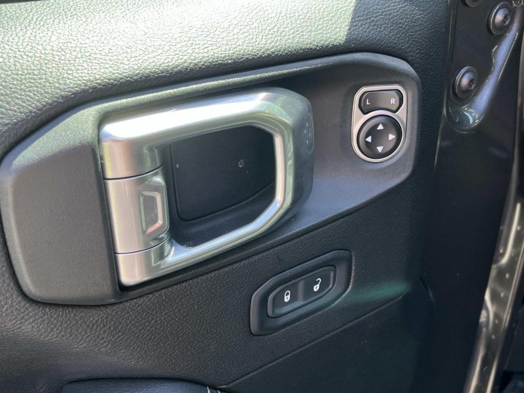 used 2021 Jeep Wrangler Unlimited car, priced at $32,765