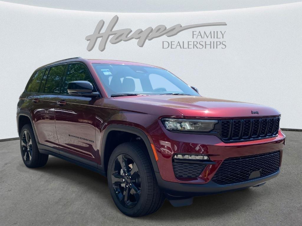 new 2025 Jeep Grand Cherokee car, priced at $43,897