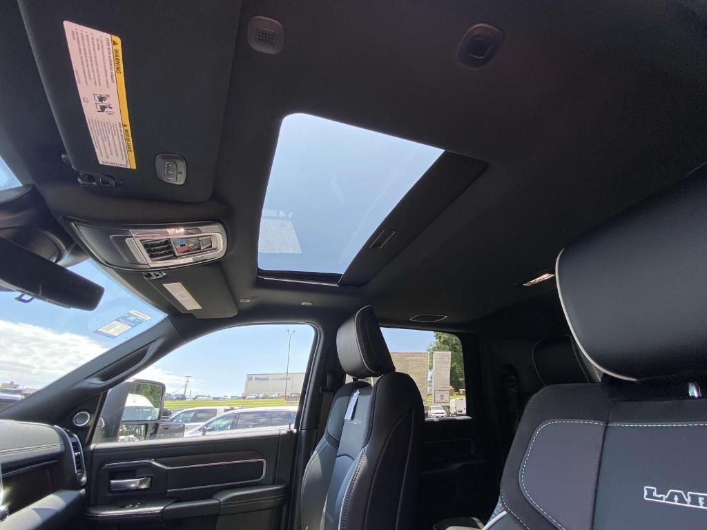 new 2025 Ram 3500 car, priced at $91,768