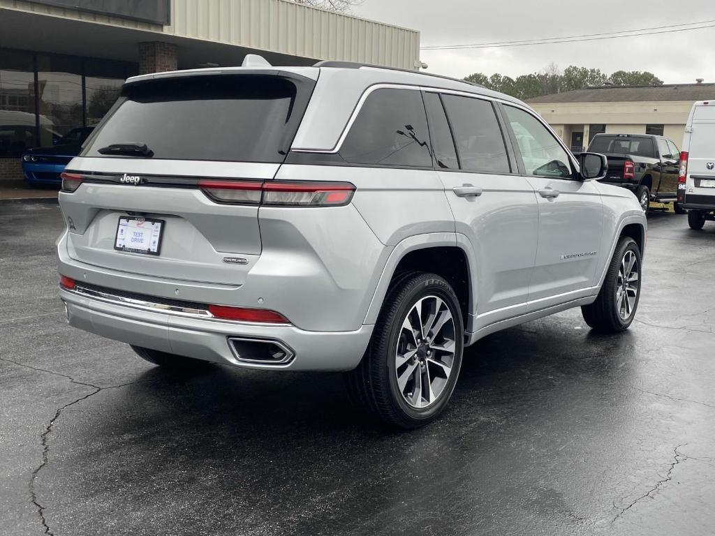 used 2022 Jeep Grand Cherokee car, priced at $36,999