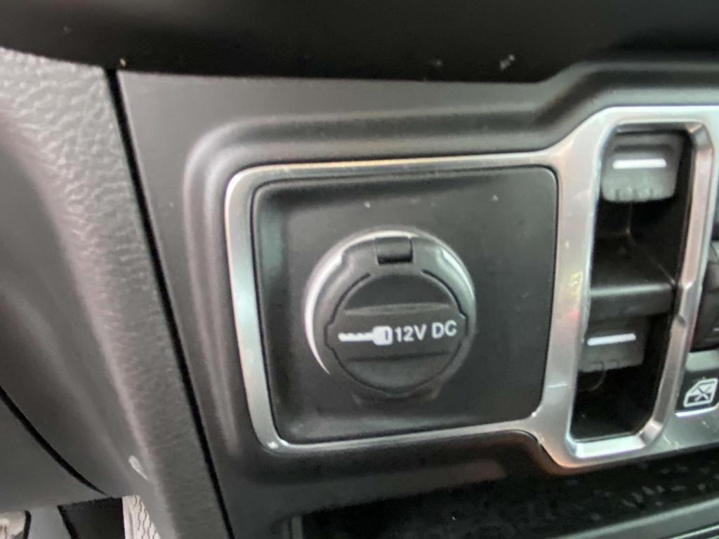 used 2022 Jeep Wrangler Unlimited car, priced at $31,999