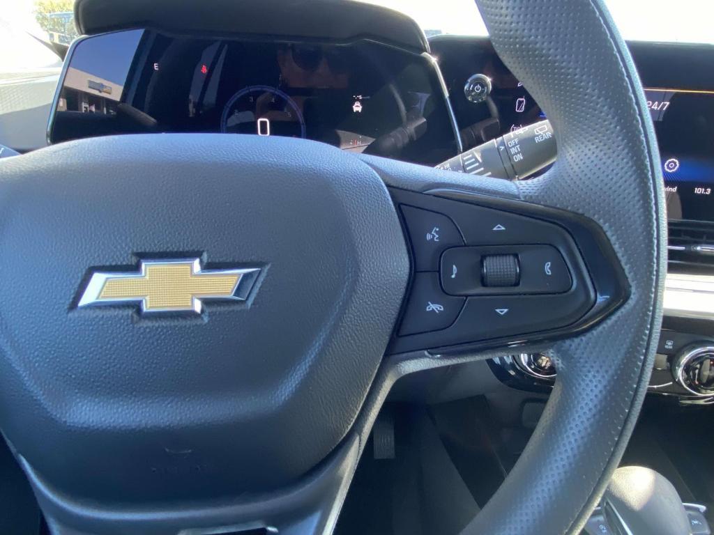 used 2025 Chevrolet Trax car, priced at $20,563