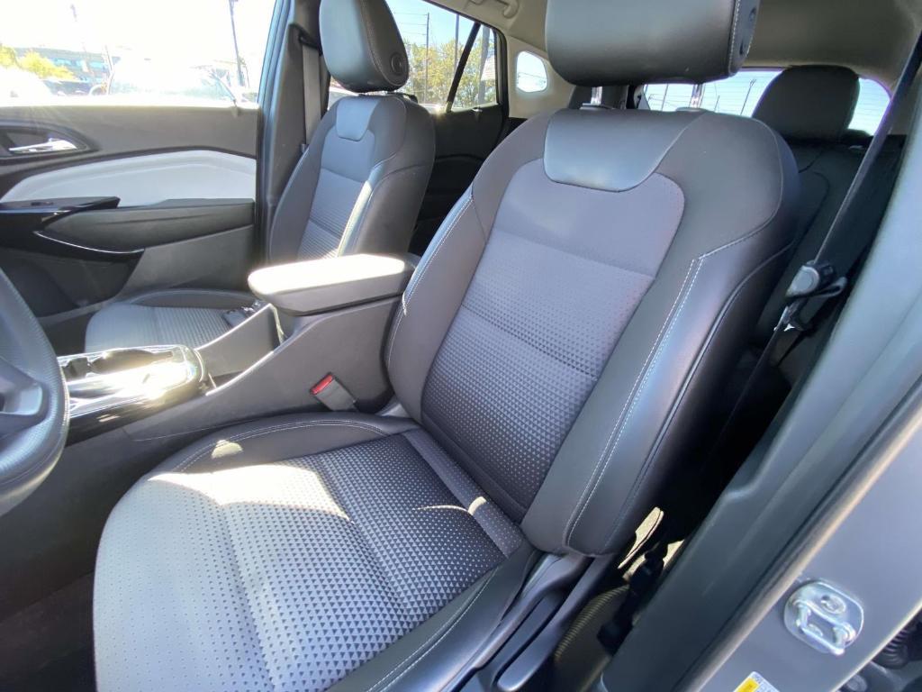 used 2025 Chevrolet Trax car, priced at $20,563