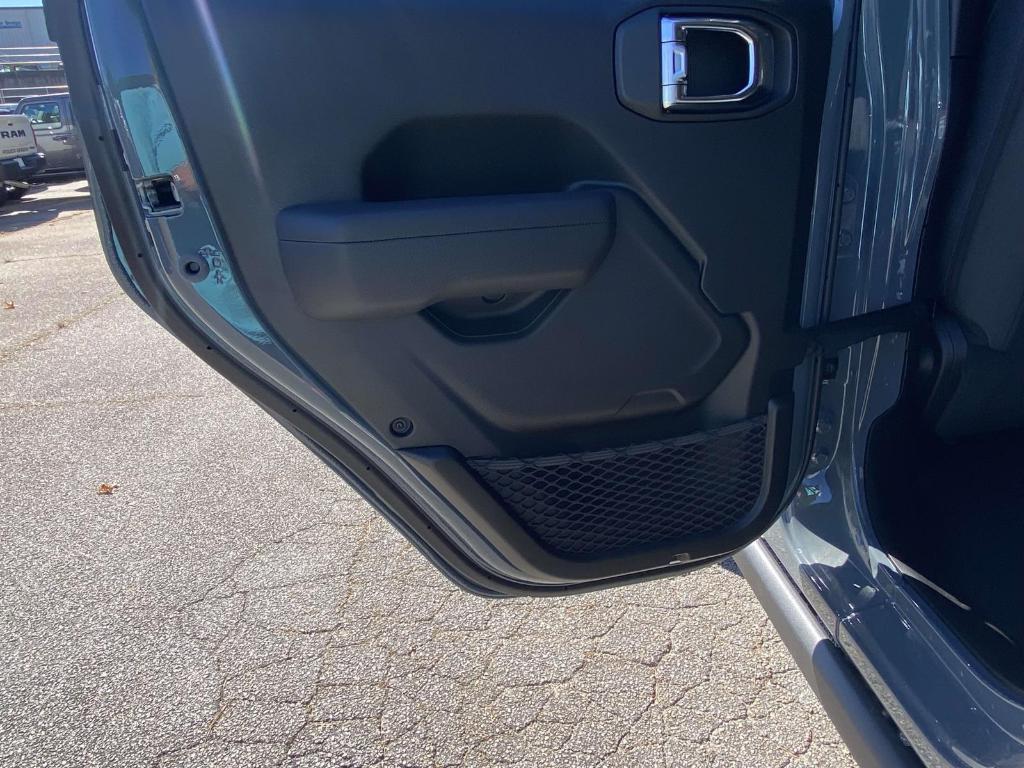 new 2026 Jeep Wrangler car, priced at $50,976