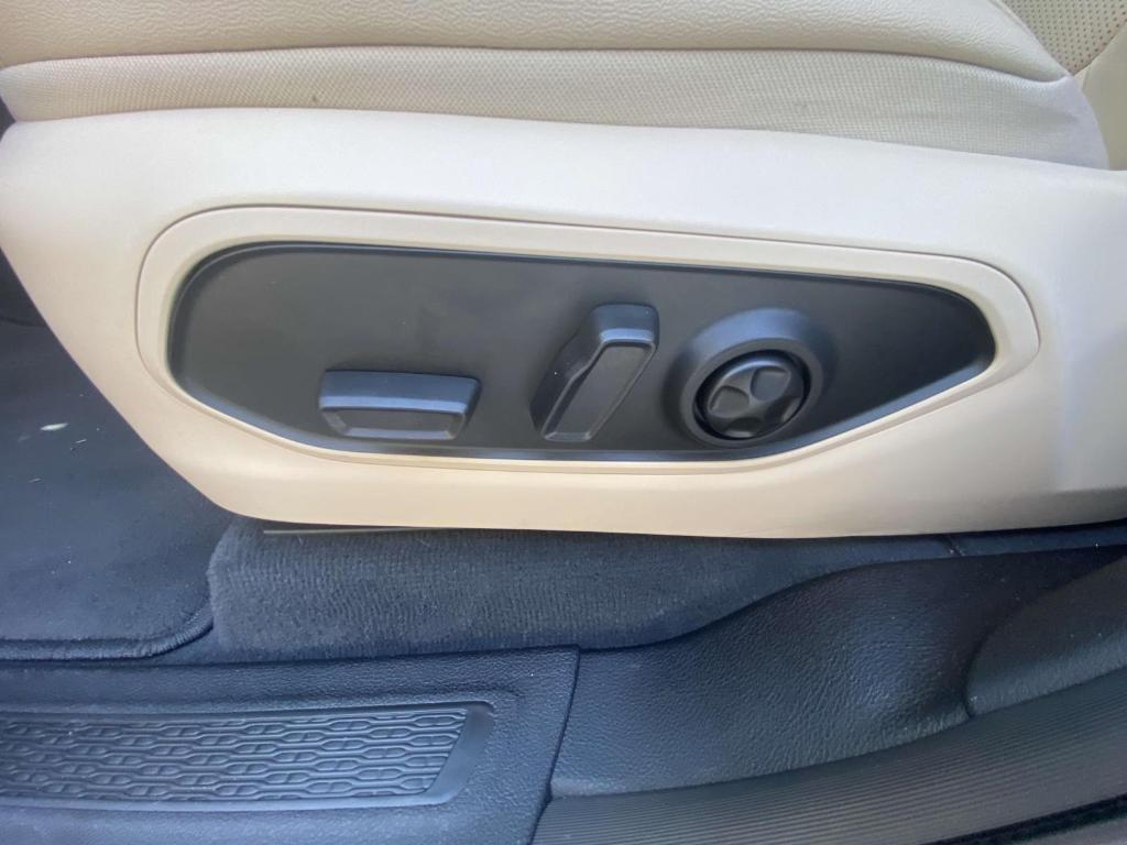 used 2023 Jeep Grand Cherokee 4xe car, priced at $32,500