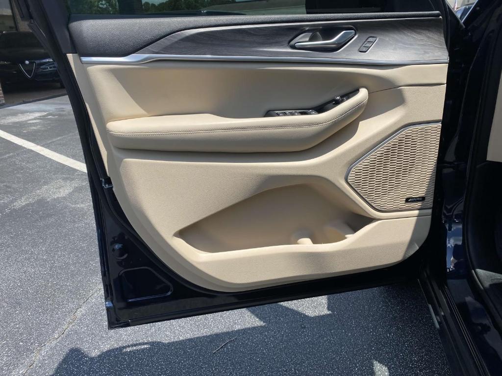 used 2023 Jeep Grand Cherokee 4xe car, priced at $32,500