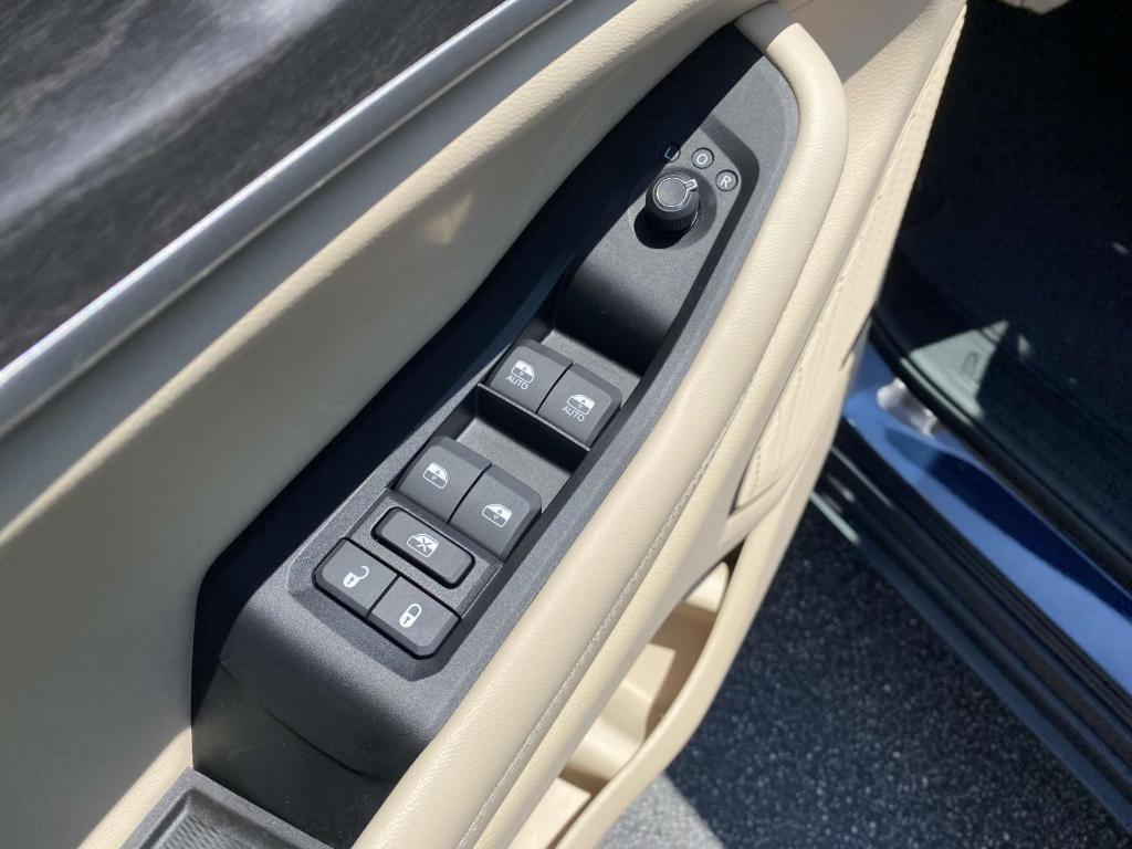 used 2023 Jeep Grand Cherokee 4xe car, priced at $32,500
