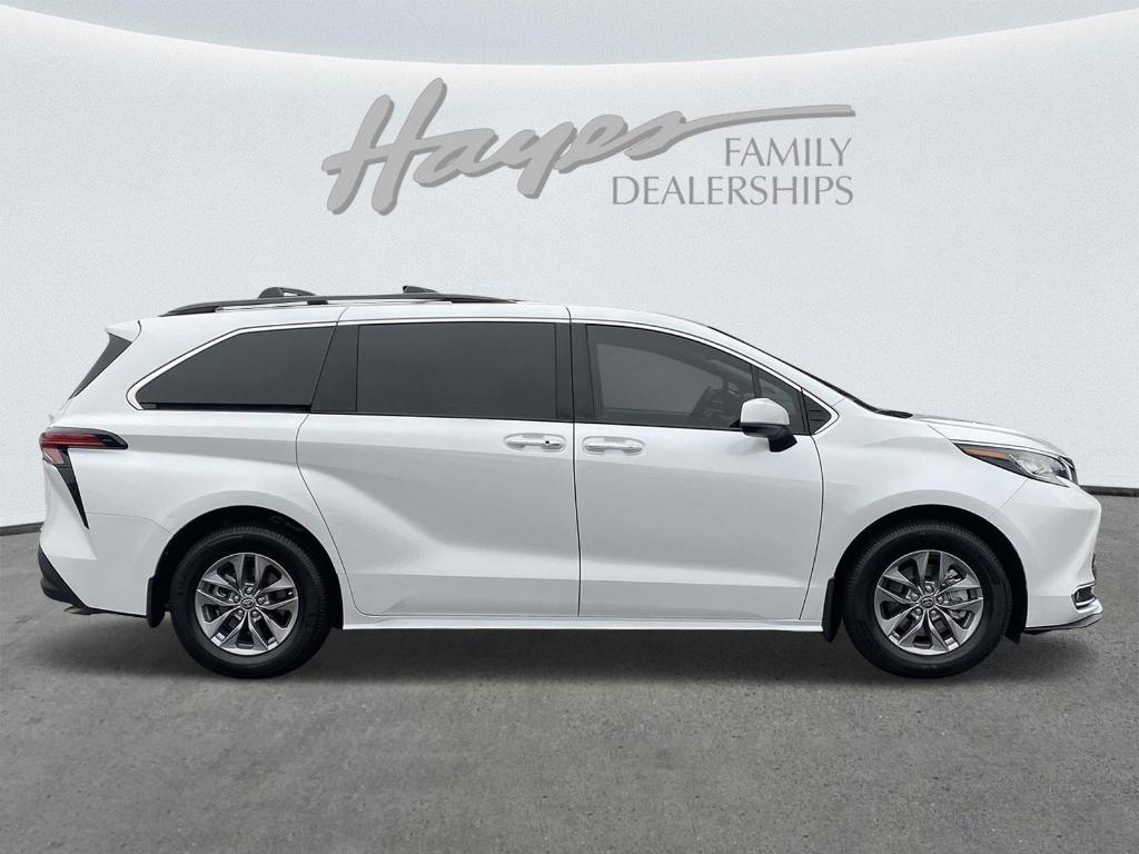 used 2022 Toyota Sienna car, priced at $34,350