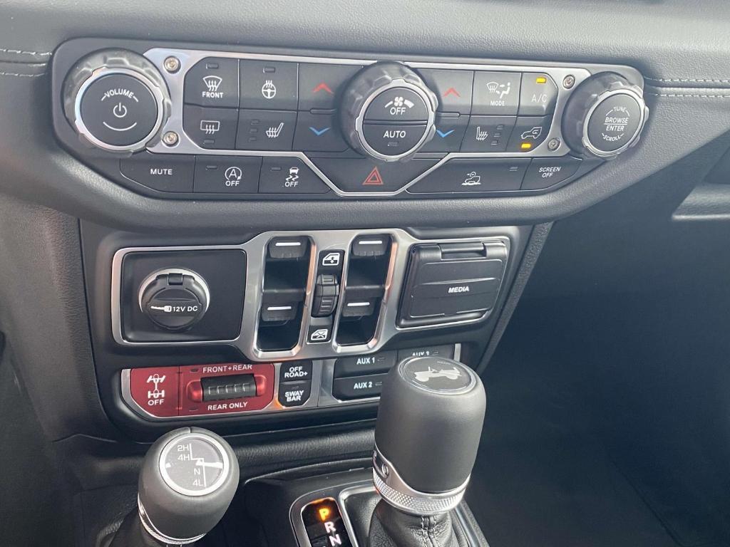 new 2025 Jeep Wrangler car, priced at $58,283