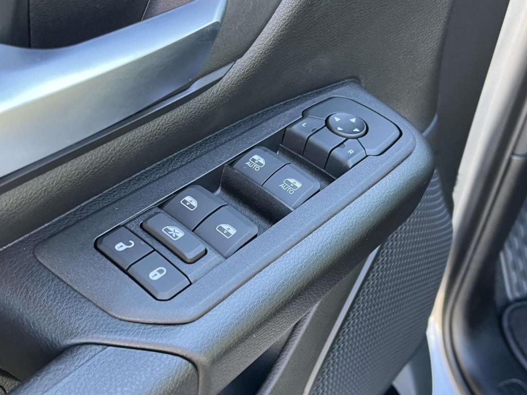 new 2025 Ram 1500 car, priced at $48,160