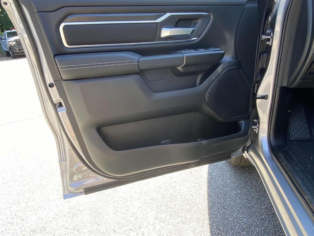 new 2025 Ram 1500 car, priced at $45,043