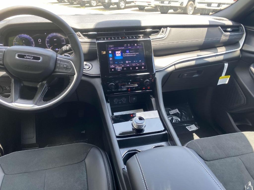 new 2025 Jeep Grand Cherokee L car, priced at $46,823